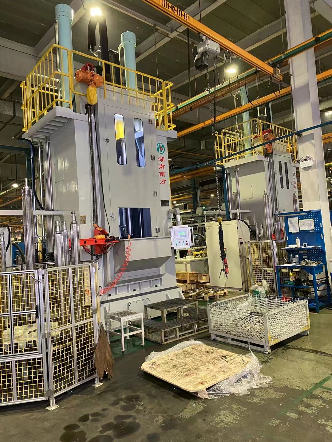 LG55730雙導柱上拉式(shi)立式内拉床